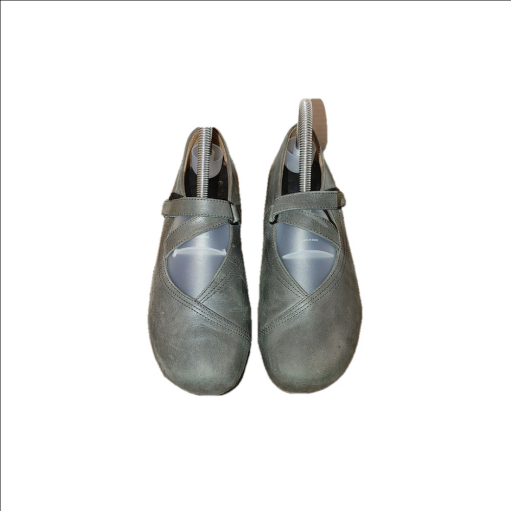 Wolky Mary Janes Silky Size 9.5